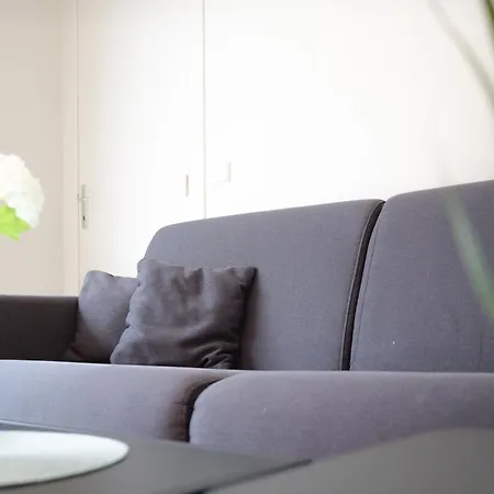 Cœur De Avec Balcon - 3 Personnes Appartement *